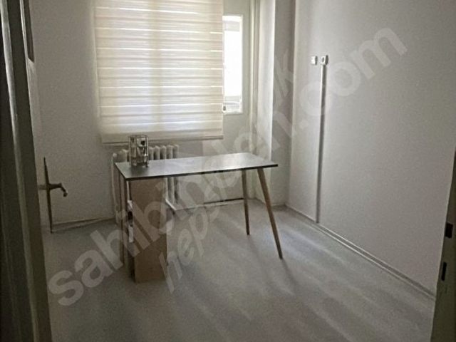 Gazi caddesinde yapılı bakımlı daire - Görsel 10