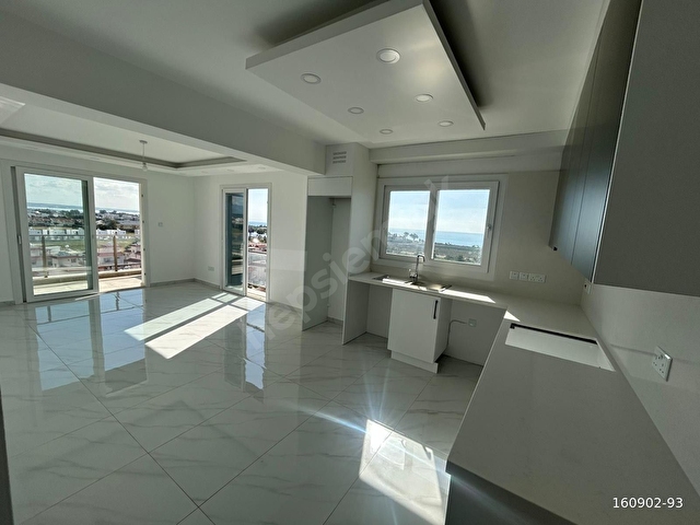 %50 PEŞİN %50 TAKSİTLİ TESLİME HAZIR 2+1 DAİRE FUL DENİZ MANZARALI KIBRIS İSKELE MERİT KARŞISI - Görsel 5