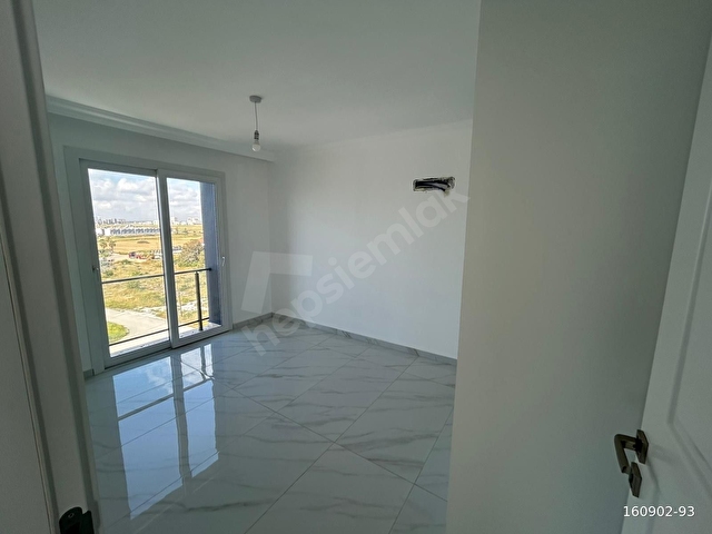%50 PEŞİN %50 TAKSİTLİ TESLİME HAZIR 2+1 DAİRE FUL DENİZ MANZARALI KIBRIS İSKELE MERİT KARŞISI - Görsel 8