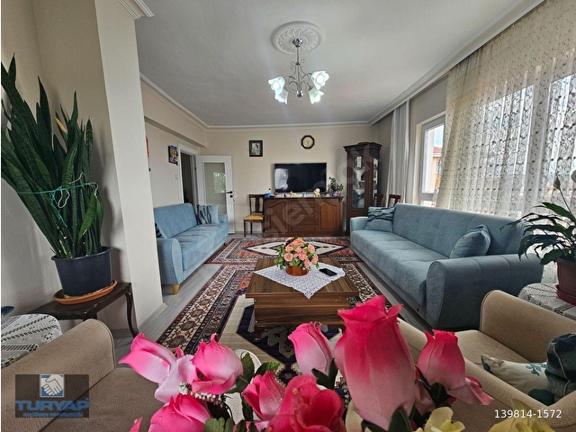 BURSA CADDESİ YANI UYGUN BÜTCELİ KREDİYEUYGUN FERAH 3+1 ORTA KAT