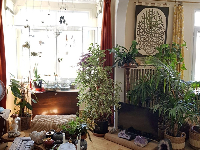 Fully Furnished 2 Bedroom Flat In The Heart Of Cihangir 57111 481 Hurriyet Emlak