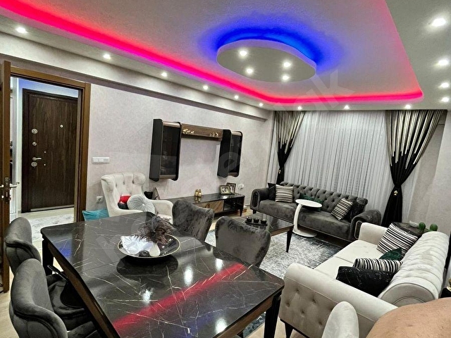 Uğur Mumcuda Masrafsız, Temiz Kullanımlı 120 m² Net 3+1 - Görsel 4