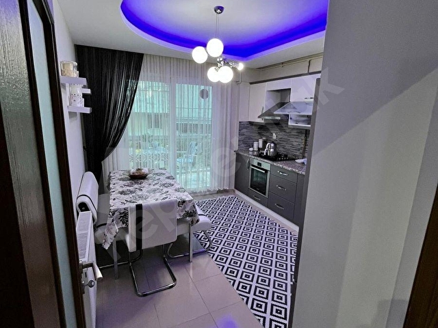 Uğur Mumcuda Masrafsız, Temiz Kullanımlı 120 m² Net 3+1 - Görsel 28