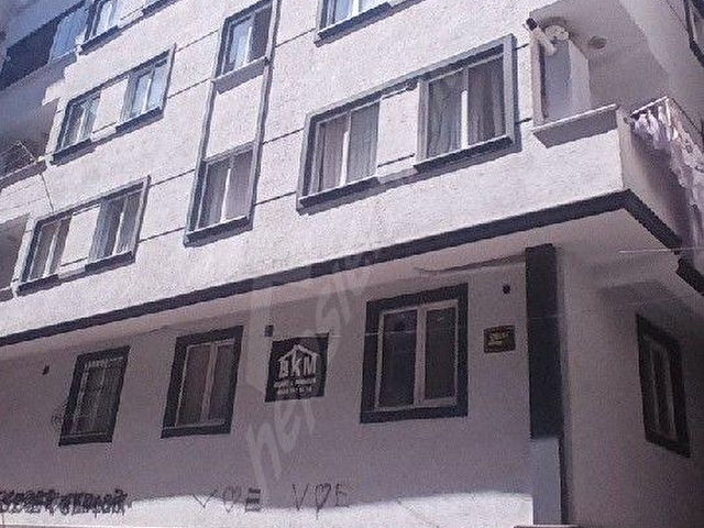 B.EVLER ZAFER MAH MERKEZ CAMİİ YAKINI  2+1 SATILIK  2 KAT YENİ DAİRE