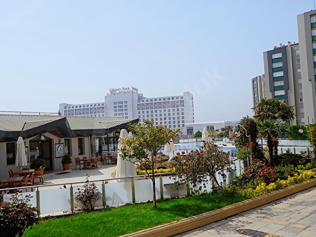 Pendik Denizpark Sitesinde Özel Dekorasyonlu Satılık Lüks Daire - Görsel 3