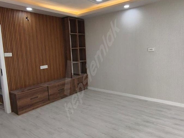 AŞUROĞLU EMLAKTAN TANDOĞAN MAHDE 3+1 FULL YAPILI SATILIK DAİRE - Görsel 16