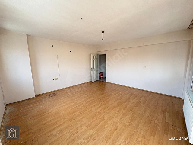 Milas Cumhuriyet Mahallesinde 3+1 Doğalgazlı Kiralık Daire - Görsel 8