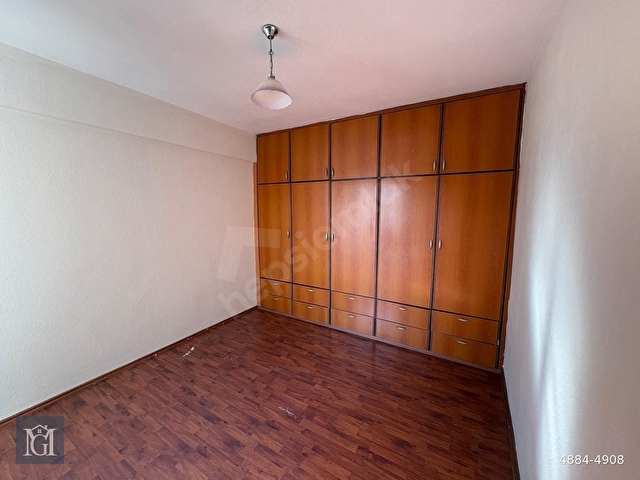 Milas Cumhuriyet Mahallesinde 3+1 Doğalgazlı Kiralık Daire - Görsel 18