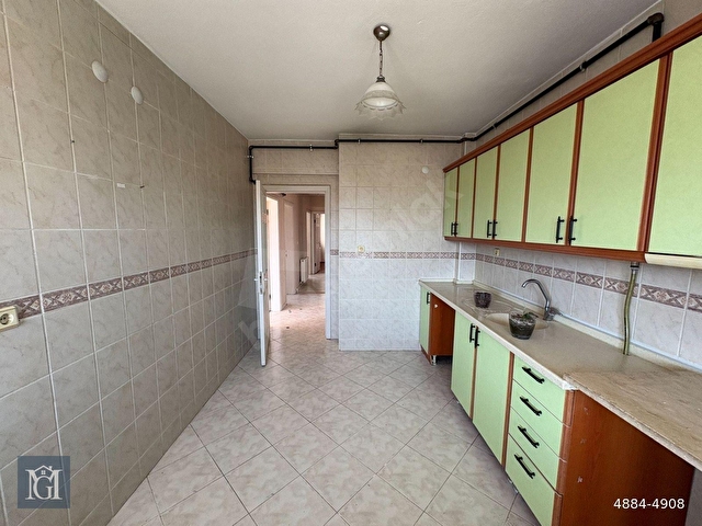 Milas Cumhuriyet Mahallesinde 3+1 Doğalgazlı Kiralık Daire - Görsel 5