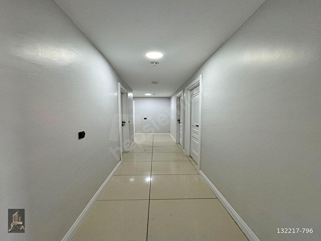 METROBÜSE YAKIN GÜVENLİKLİ HAVUZLU SİTE İÇİ 3+1 SATILIK DAİRE - Görsel 12