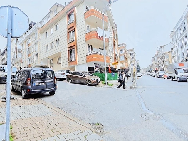 ACİL METROYA YAKIN YATIRIMLIK KİRACILI DÜKKAN - Görsel 8