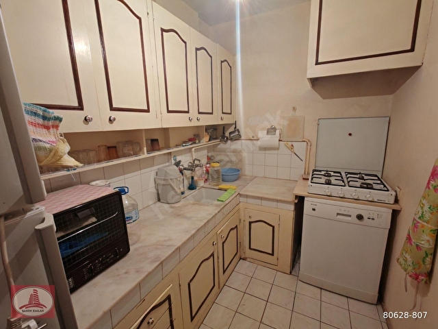 Karşıyaka Bahçelievlerde 3+1 Eşyalı Kiralık Daire - Görsel 7