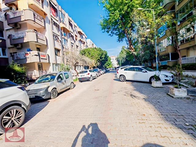 Karşıyaka Bahçelievlerde 3+1 Eşyalı Kiralık Daire - Görsel 23