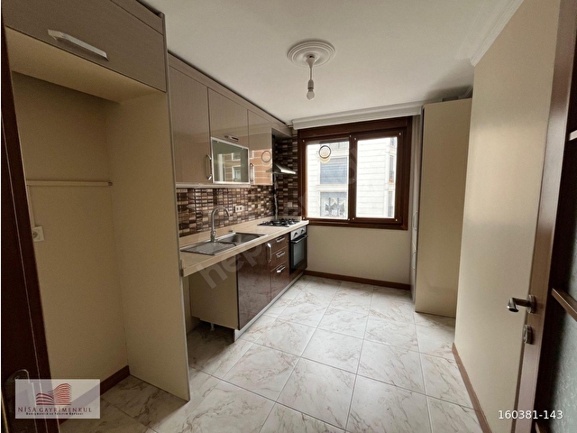 Batı Mahallesi Balkonlu Cadde Üzeri 3+1 Satılık Daire - Görsel 7