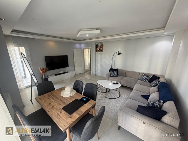 BEYLİKDÜZÜ KAVAKLI MERKEZDE 2+1 100 M2 SATILIK DAİRE 2.KAT - Görsel 11