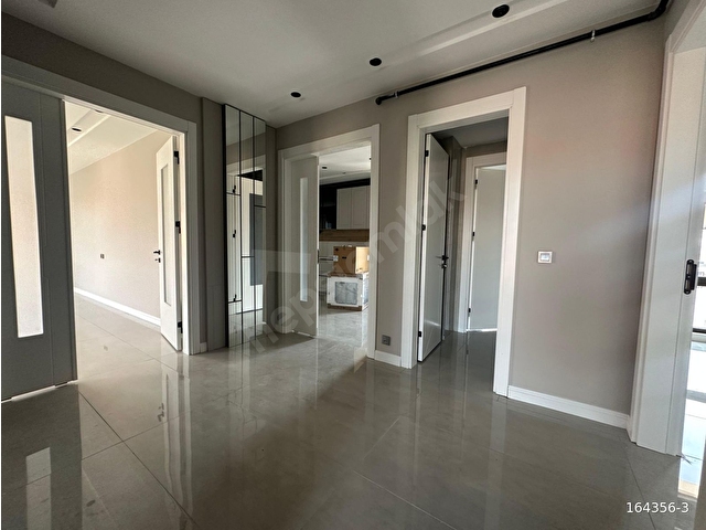 ÖZAKIN GAYRİMENKULDEN NEFİSE SULTAN MAHALLESİN’DE SATILIK SIFIR ARAKAT 4+1 210 M2 FIRSAT DAİRE - Görsel 5