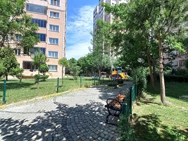 ATA GAYRİMENKULDEN SATILIK 2+1 GİRİŞ KAT DAİRE FULL KONSEPT SİTE - Görsel 4