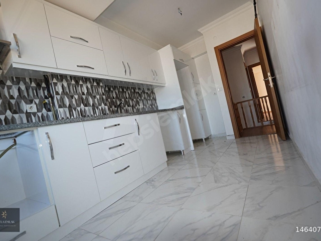 TOPÇULAR MAH.MÜKEMMEL KONUMDA OTOPARKLI 110m²3+1 DAİRE - Görsel 29