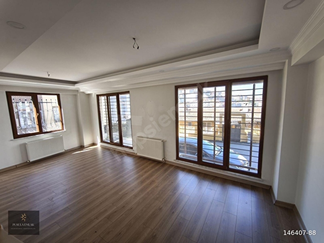 TOPÇULAR MAH.MÜKEMMEL KONUMDA OTOPARKLI 110m²3+1 DAİRE