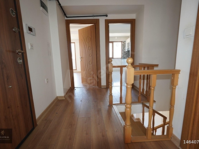 TOPÇULAR MAH.MÜKEMMEL KONUMDA OTOPARKLI 110m²3+1 DAİRE - Görsel 5
