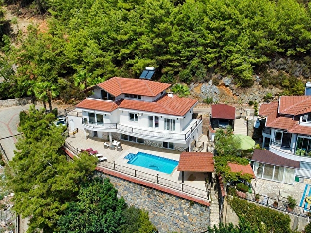 ALANYA ÇIPLAKLIDA 4+2 MÜSTAKİL  380M2  PANORAMİK DENİZ MANZARALI MUHTEŞEM VİLLAA - Görsel 6
