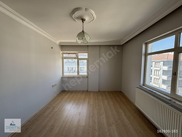 Zenith Real Estate Plevne Mh. Eser Cd. Kiralık 3+1 Daire - Görsel 24