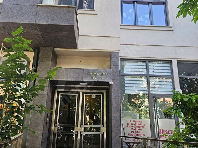 SUADİYE EMİN ALİ PAŞA CD 3+1 EBEVENY BANYOLU 110M2 NET SATILIK D - Görsel 3