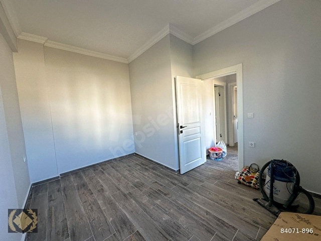{MENEKŞE CADDE ÜZ. BİNA} MÜSTAKİL GİRİŞ ,BAHÇELİ 1+1 LÜX DAİRE - Görsel 15
