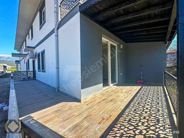{MENEKŞE CADDE ÜZ. BİNA} MÜSTAKİL GİRİŞ ,BAHÇELİ 1+1 LÜX DAİRE - Görsel 5