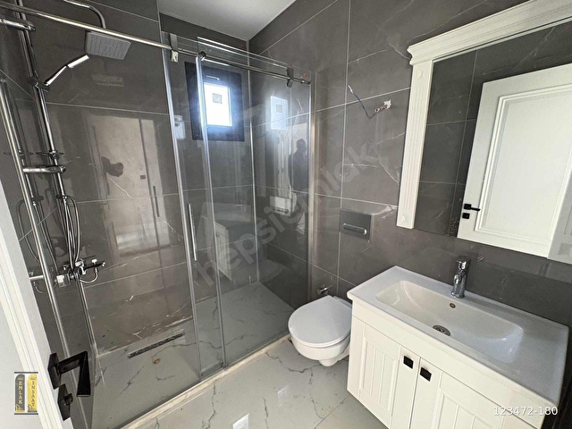 750m2 Arsa İçerisinde Müstakil Havuzlu Otoparklı 5+1 Lüx Villa - Görsel 13