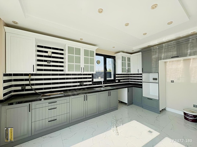 750m2 Arsa İçerisinde Müstakil Havuzlu Otoparklı 5+1 Lüx Villa - Görsel 9