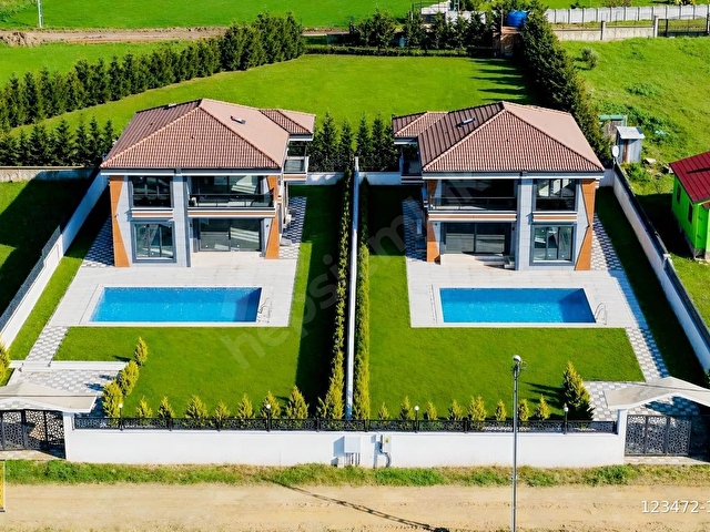 750m2 Arsa İçerisinde Müstakil Havuzlu Otoparklı 5+1 Lüx Villa - Görsel 2