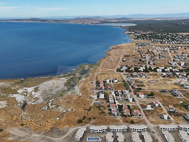 C21 Locadan Deniz Manzaralı Villa İmarlı Satılık Arsa - Görsel 18