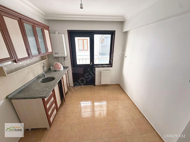 JOLİ EMLAK | ANTARES AVM YAKINI KATTA 2 DAİRE FERAH 1.KAT 3+1 - Görsel 6