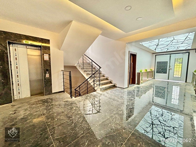 NORTH&WESTTEN ARA KAT ÖNÜ PARK CEPHE FIRSAT SATILIK 2+1 DAİRE