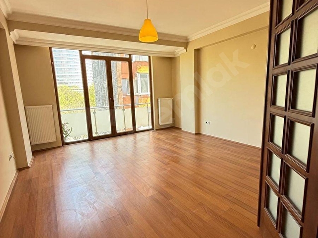 UFUK EMLAKAN BARBAROS BULVARINDA YENİ YAPIDA ASANSÖRLÜ 1+1 DAİRE - Görsel 8
