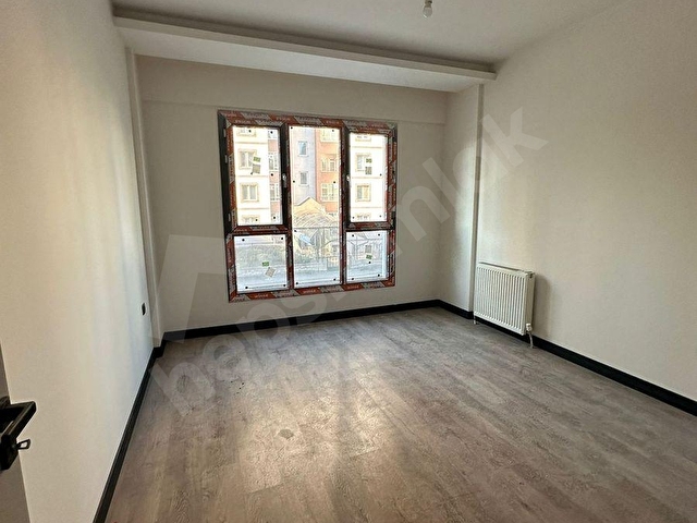 ŞEHRİN HIZLA GELİŞMEKTE OLAN BÖLGESİNDE 3+1 KİRALIK - Görsel 8