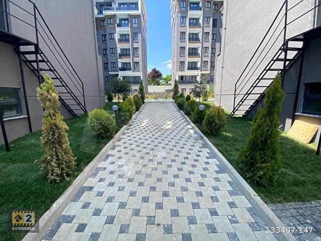 GÖRÜKLE MERKEZDE EŞYALI ULTRA LÜKS SİTE İÇİ KİRALIK 1+1 DAİRE - Görsel 5