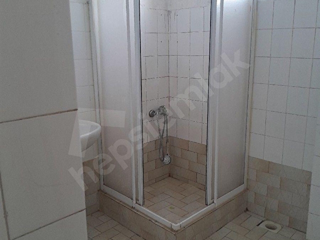GÖLCÜK/İHSANİYE MERKEZDE 3+1 130 M2 KULLANIM  ALANLI MÜSTAKİL EV - Görsel 6