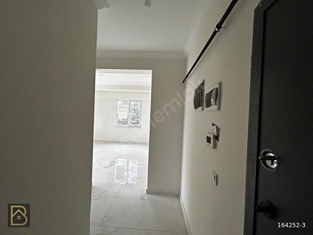 BAREMDEN AKBİLEKTE GENİŞ 1+1 SIFIR KİRALIK DAİRE - Görsel 9