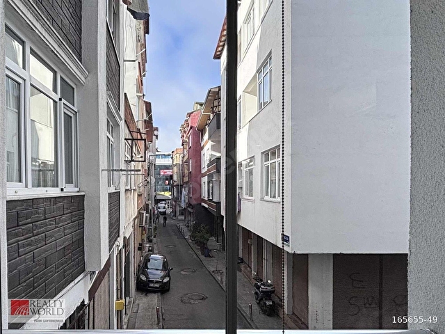 REALTY WORD ŞARKİYE MAHELLESİ EŞYALI KİRALIK - Görsel 4