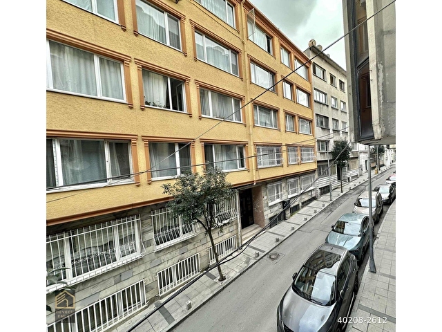 ŞİŞLİ MERKEZDE 3+1 KOMBİLİ 150 m2 GENİŞ KİRALIK DAİRE - Görsel 10