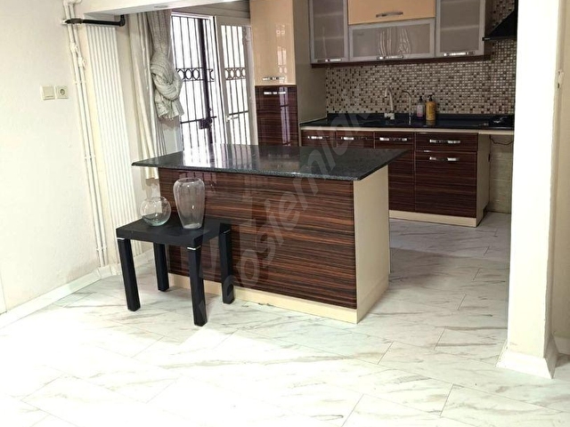 Alsancak Kahramanlarda Müstakil Bahçeli,Doğalgazlı 3+1 Satılık Dubleks Daire - Görsel 8