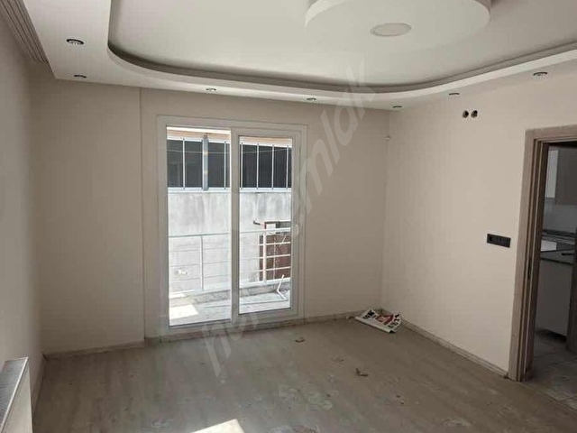 EVONADAN MURADİYE İSTASYON CADDESİNDE 2+1 DAİRE - Görsel 12