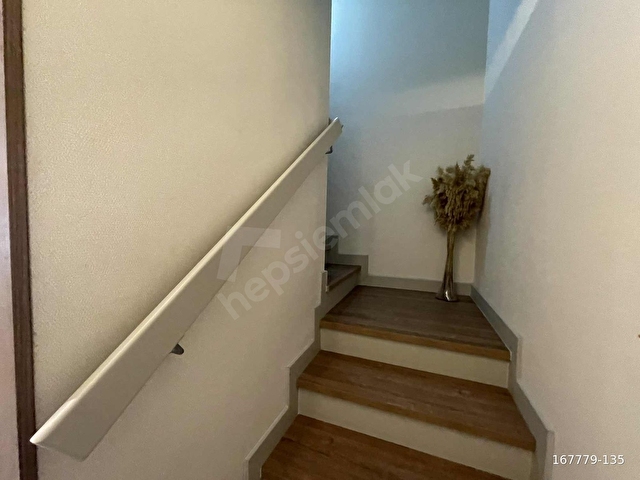 EŞSİZ MİMARİ YAPISIYLA DUBLEKS 1,5+1 KİRALIK DAİRE - Görsel 21