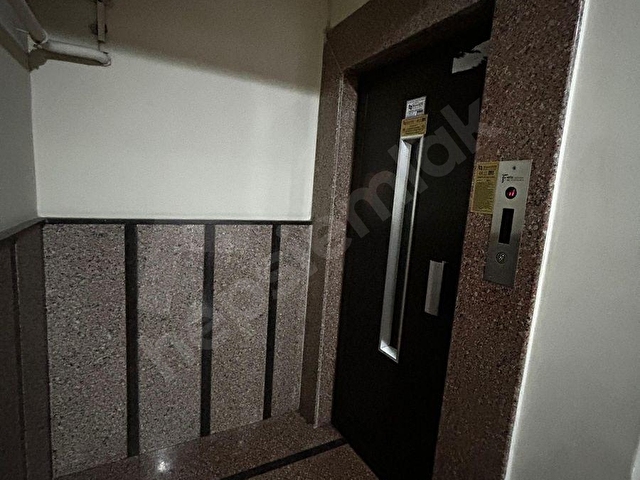 Ümraniye Çarşı Metro Karşısı Kiralık Köşe Daire - Ofis - Görsel 9