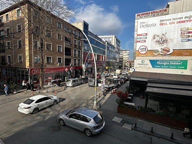 Ümraniye Çarşı Metro Karşısı Kiralık Köşe Daire - Ofis - Görsel 27