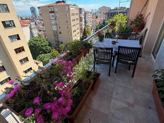GAYRETTEPEDE SİTEDE 5+1 SATILIK DAİRE - Görsel 14