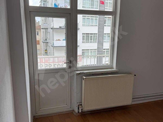 KAÇMAZ FIRSAT 3+1 BOŞ HASTANE METROSU DİBİNDE ÇİFT BALKON - Görsel 7