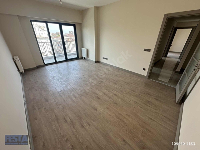 FestadanBalkonluAsansörlüOtoparklıKapalıMutfak2+1KiralıkDaire - Görsel 6